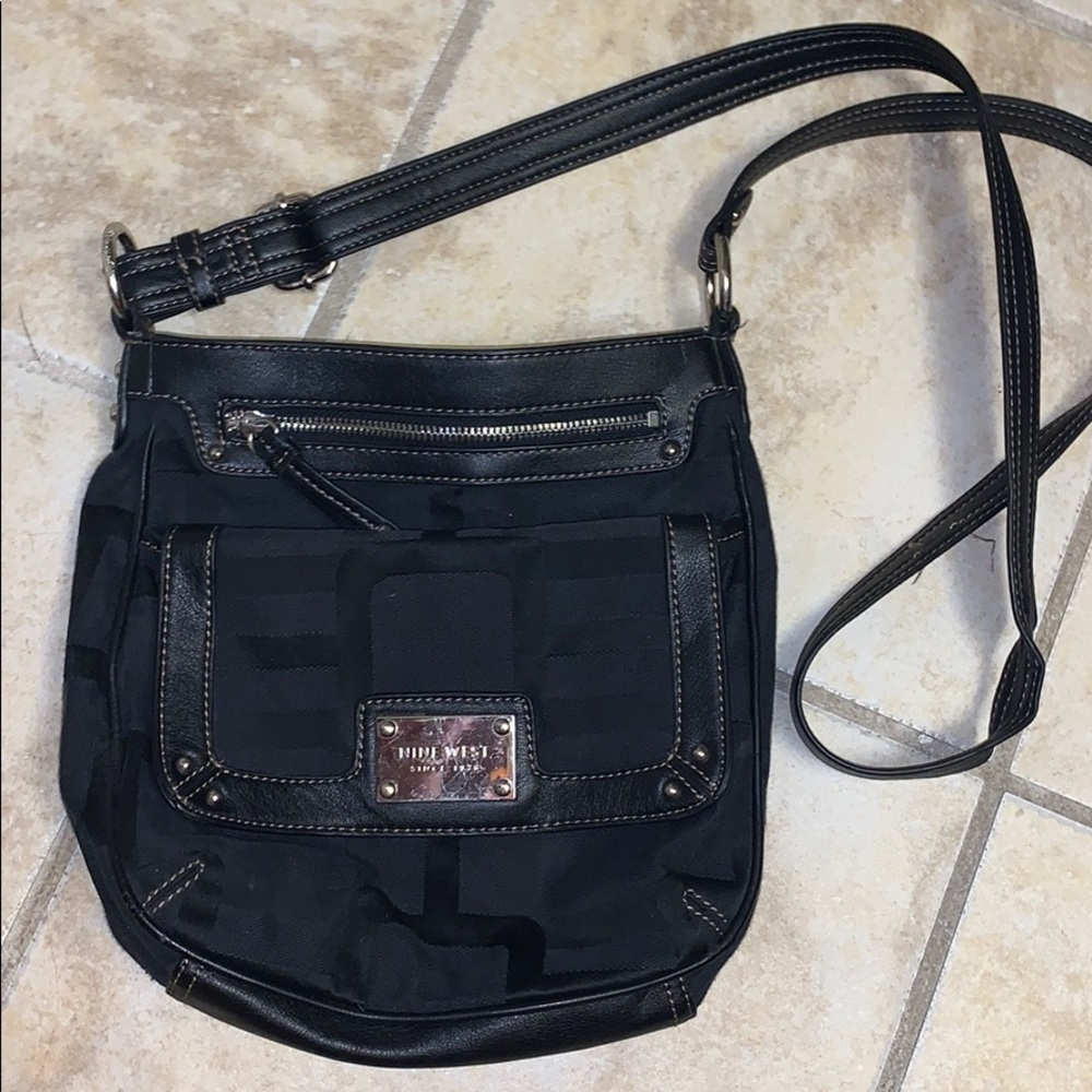 Nine West black crossbody purse